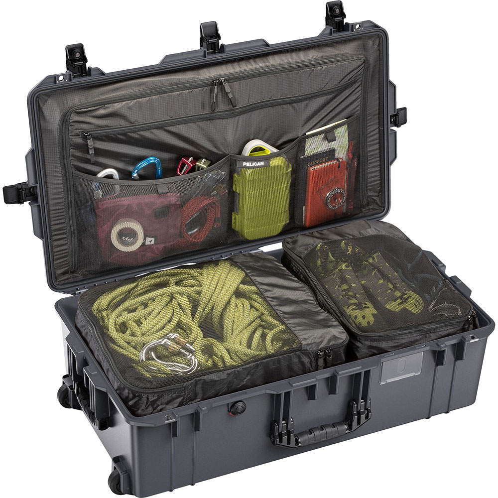 65615CH Pelican 1615 Air Travel Lifetime Warranty Wheeled Charcoal Case